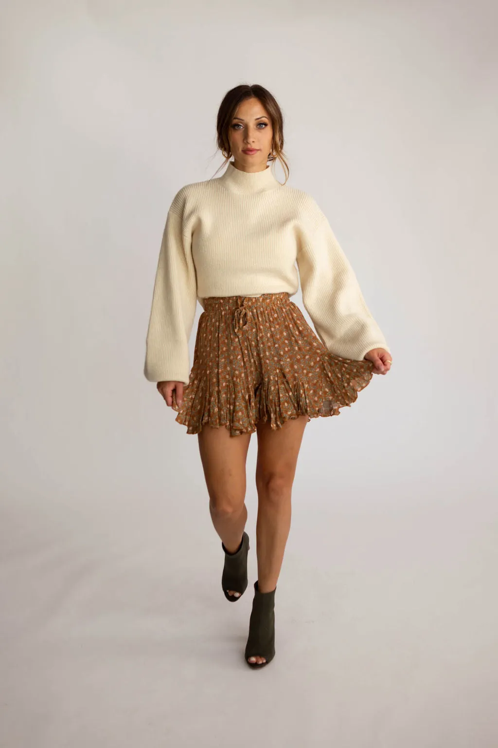 Alabaster Cropped Sweater