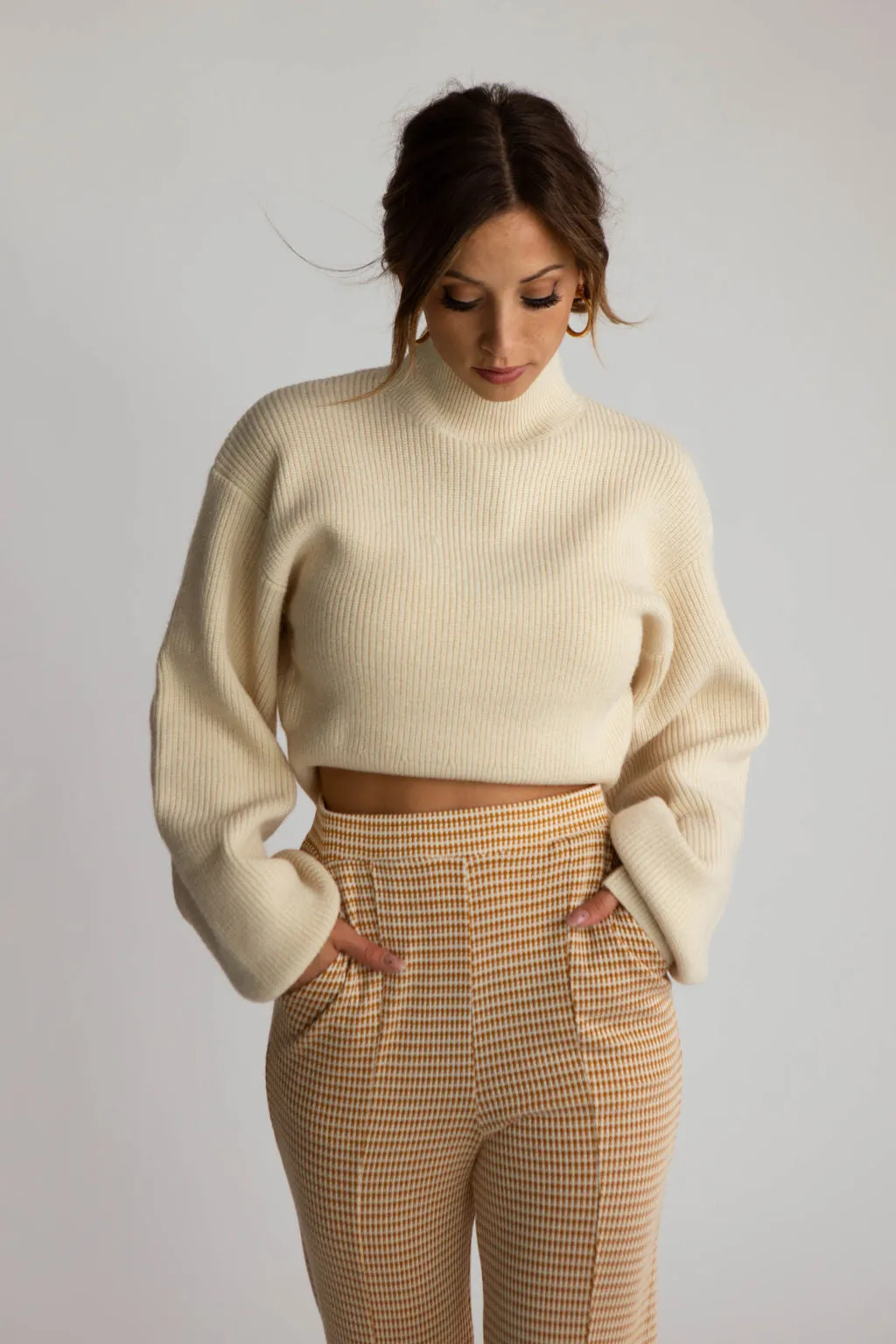 Alabaster Cropped Sweater