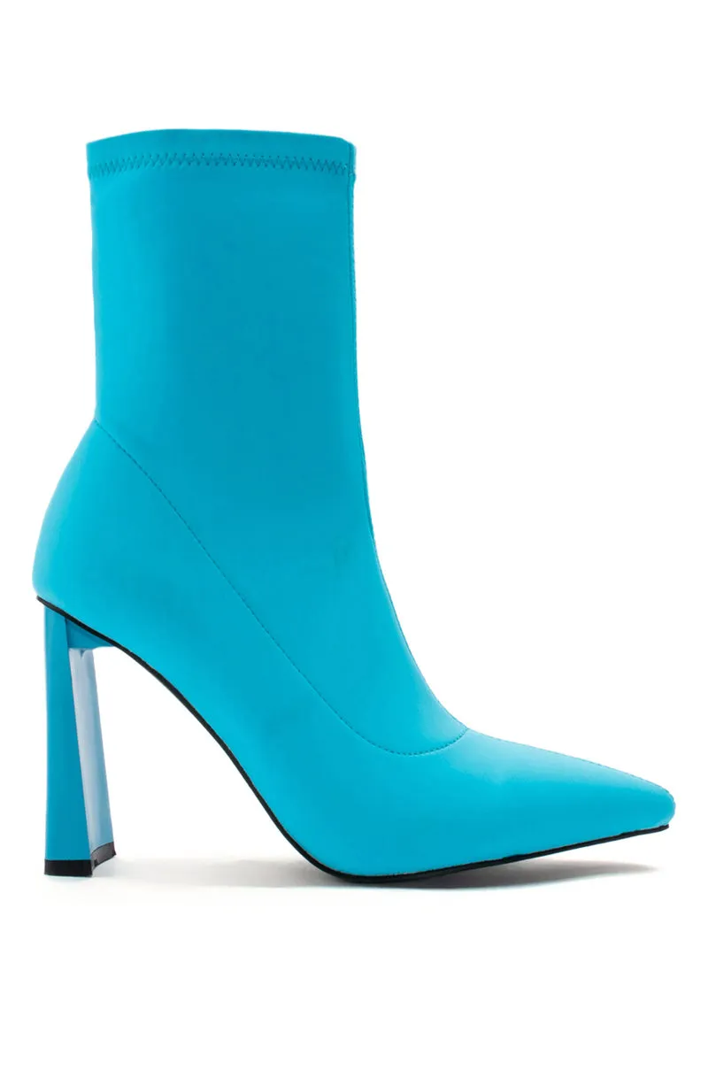 AZALEA WANG MOSCATO MESH CHUNKY BOOTIE IN BLUE