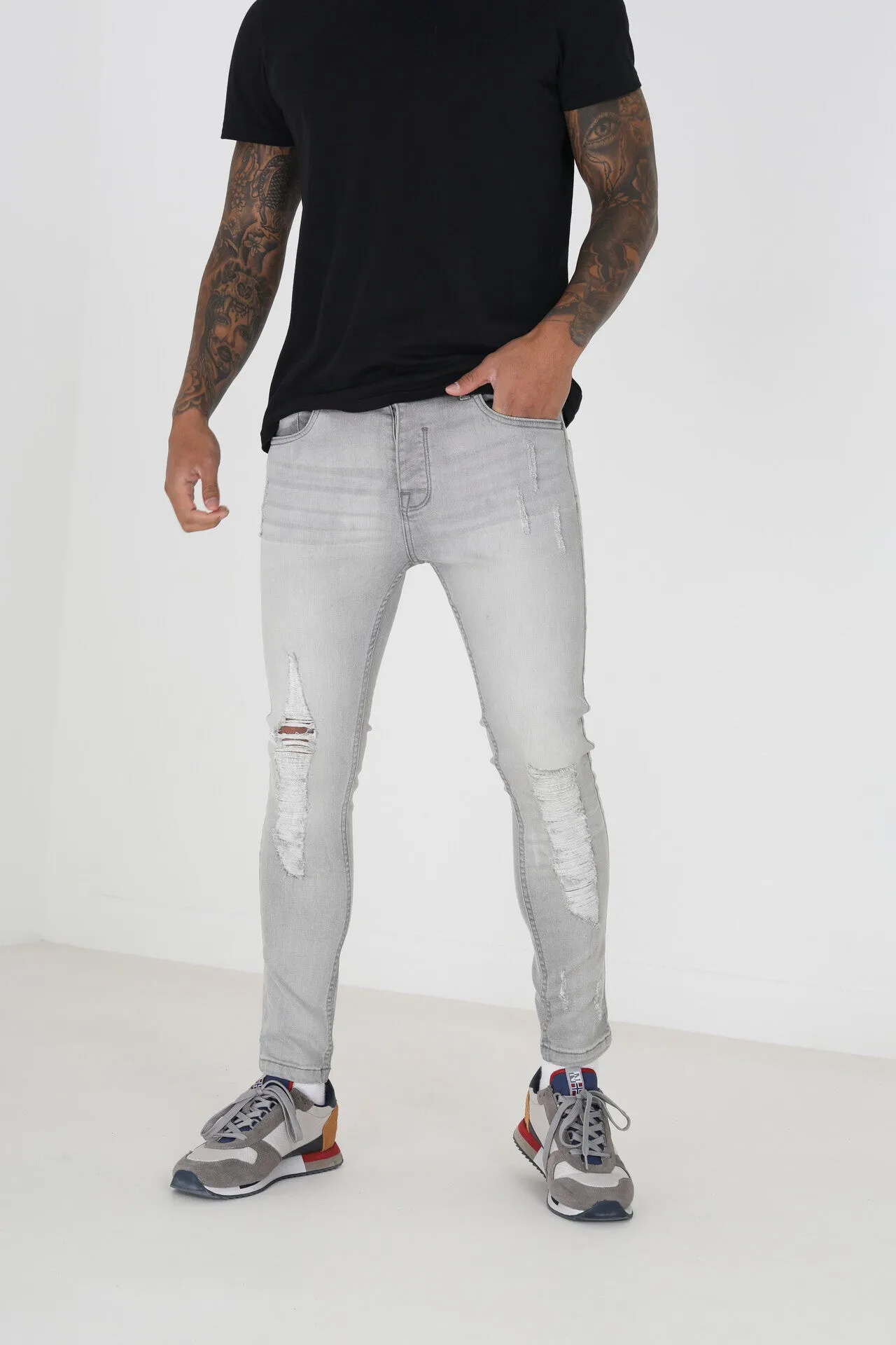 DARK GREY WASH SKINNY RIPPED JEANS